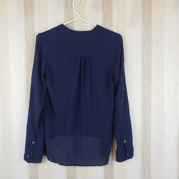 Abercrombie and Fitch Button Down Shirt Blouse Blue Size Extra Small - Picture 6 of 6